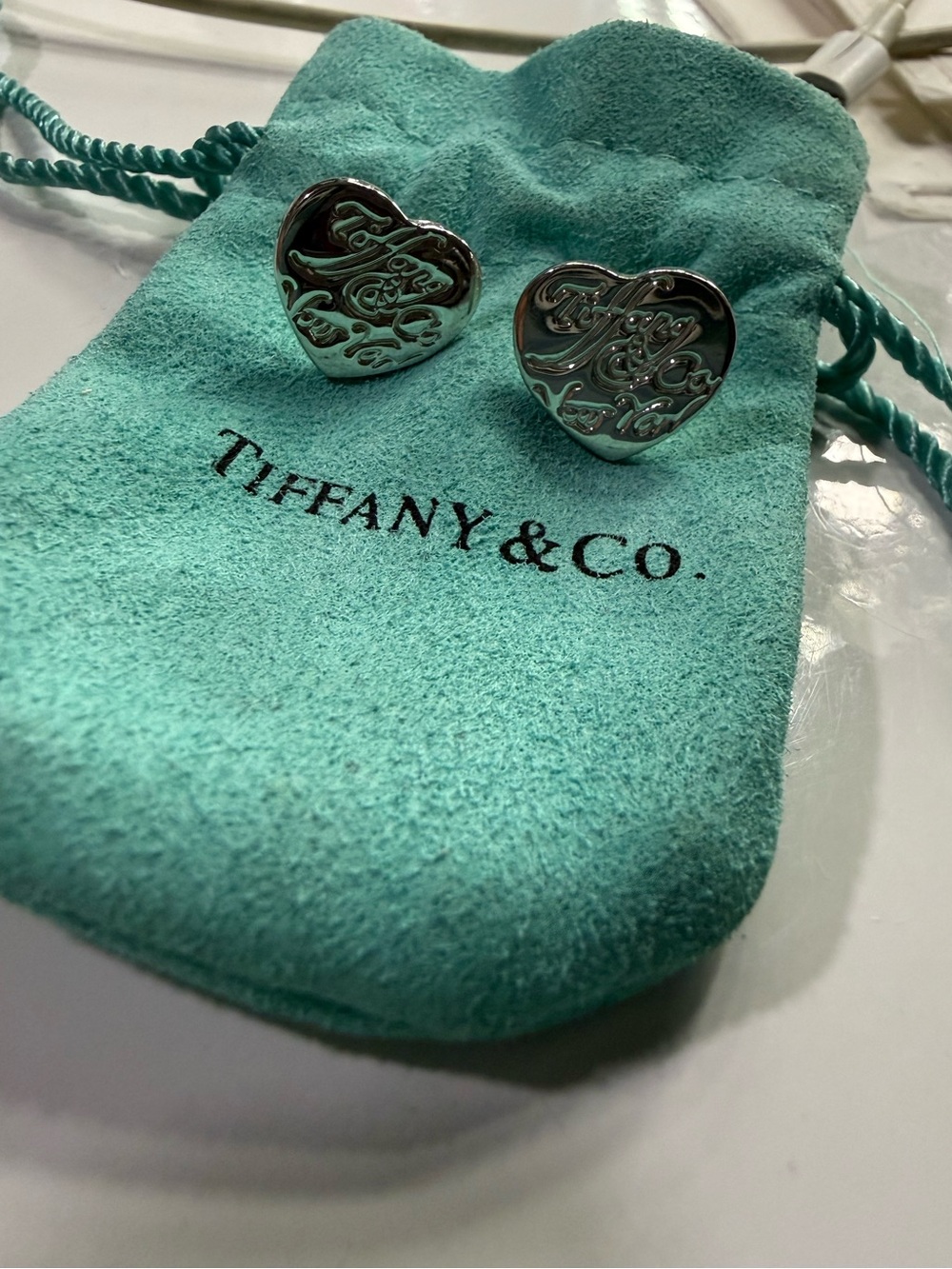 Women's Accessories Subcategory Identification - Picture 2 of 5